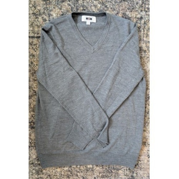 Joseph Abboud Other - Joseph Abboud 100% Merino Wool Mens Grey  V-Neck Sweater Modern Fit Size M